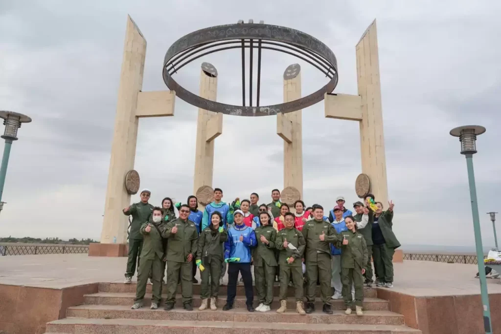 «ЖАСТАР РУХЫ» ЖАСАМПАЗ ІСТЕРДІҢ БАСЫНДА ЖҮР